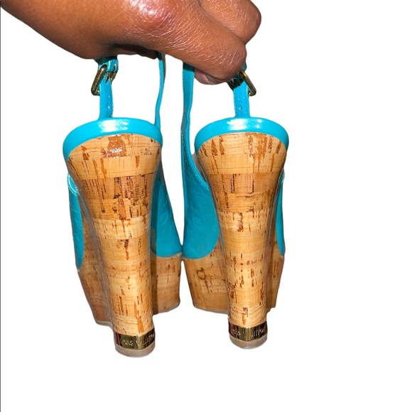 💯Authentic Louis Vuitton wedge sandals - Picture 4 of 4
